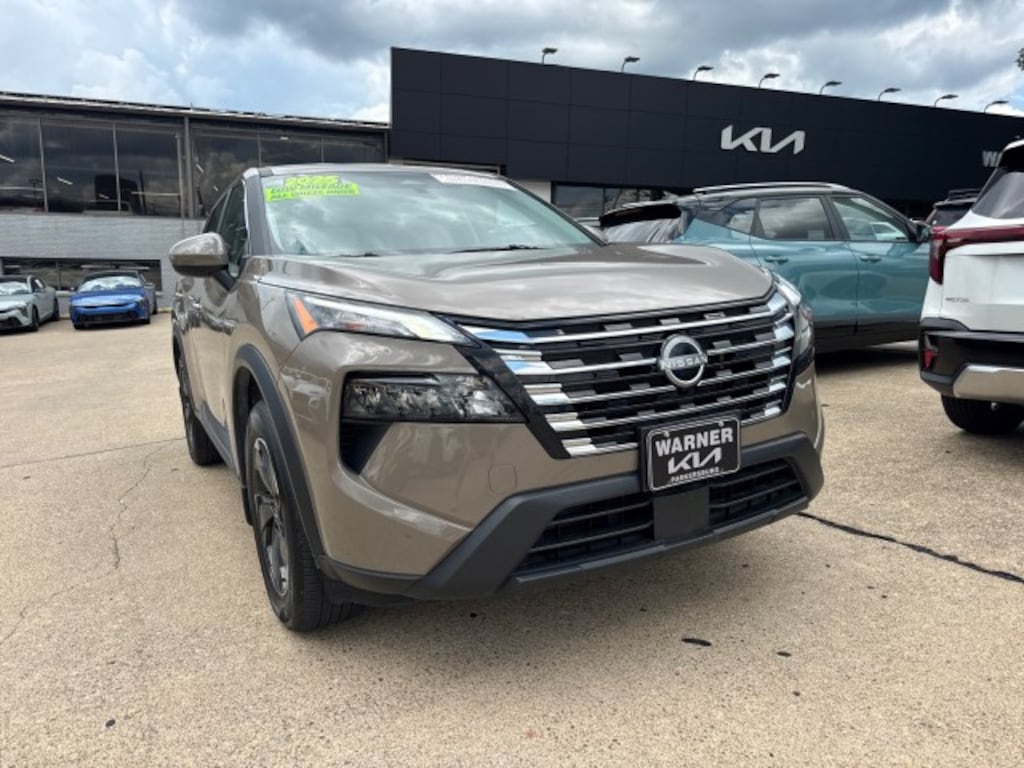 Used 2025 Nissan Rogue SV SUV