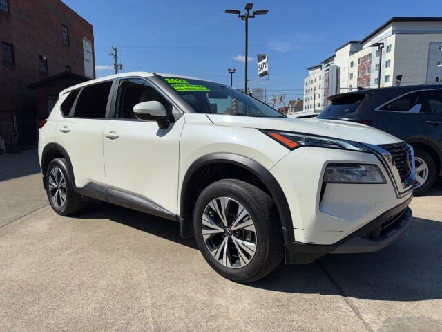 2023 Nissan Rogue SV photo 3