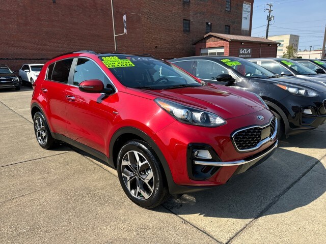 Certified 2022 Kia Sportage EX with VIN KNDPNCAC8N7002586 for sale in Parkersburg, WV