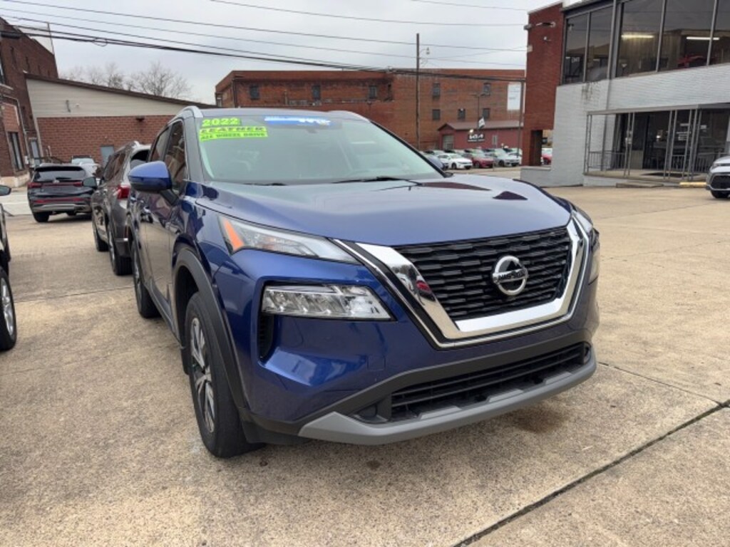 Used 2022 Nissan Rogue SV SUV