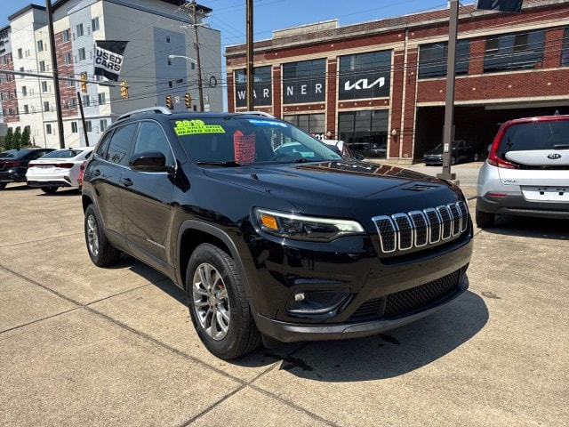Used 2019 Jeep Cherokee Latitude Plus with VIN 1C4PJMLB2KD485902 for sale in Parkersburg, WV