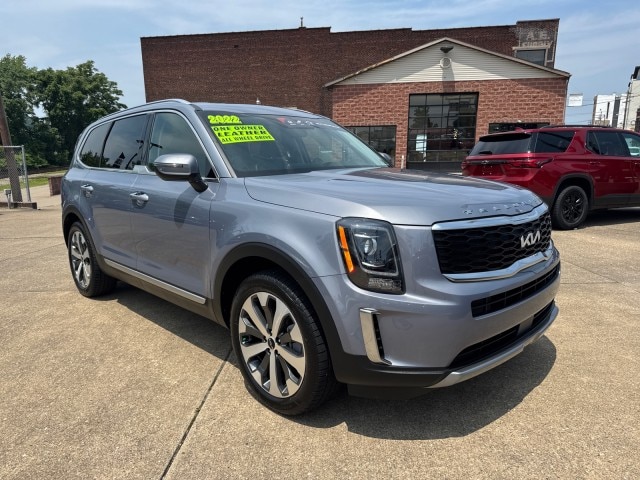 Certified 2022 Kia Telluride S with VIN 5XYP6DHCXNG235350 for sale in Parkersburg, WV
