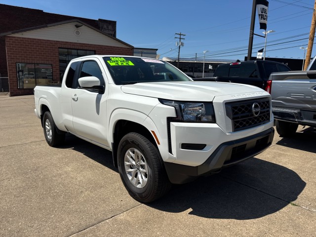 2024 Nissan Frontier SV King Cab 4X4's photo