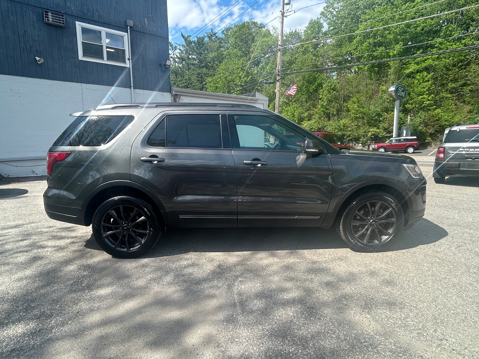 2018 Ford Explorer XLT 4WD's photo