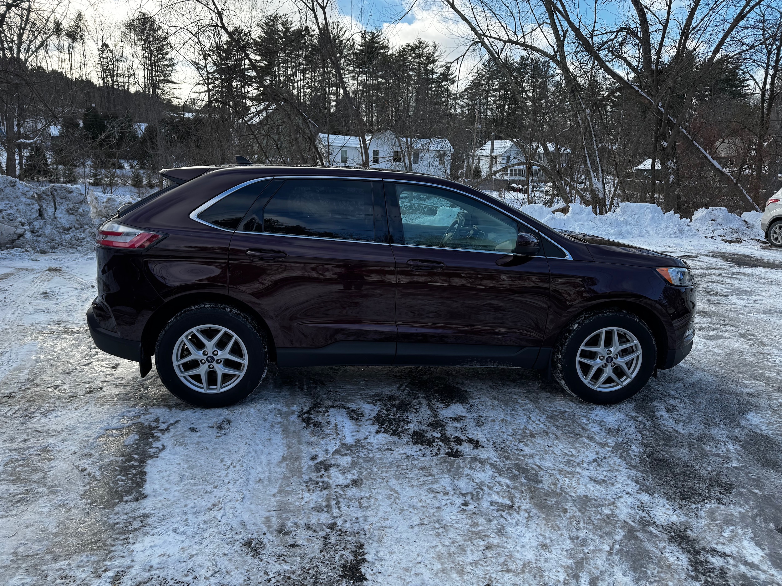 2022 Ford Edge SEL's photo