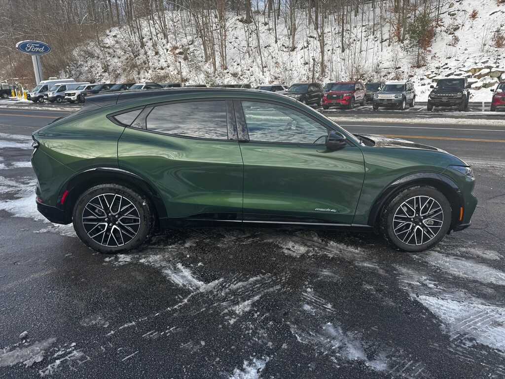 Used 2024 Ford Mustang Mach-E Premium SUV