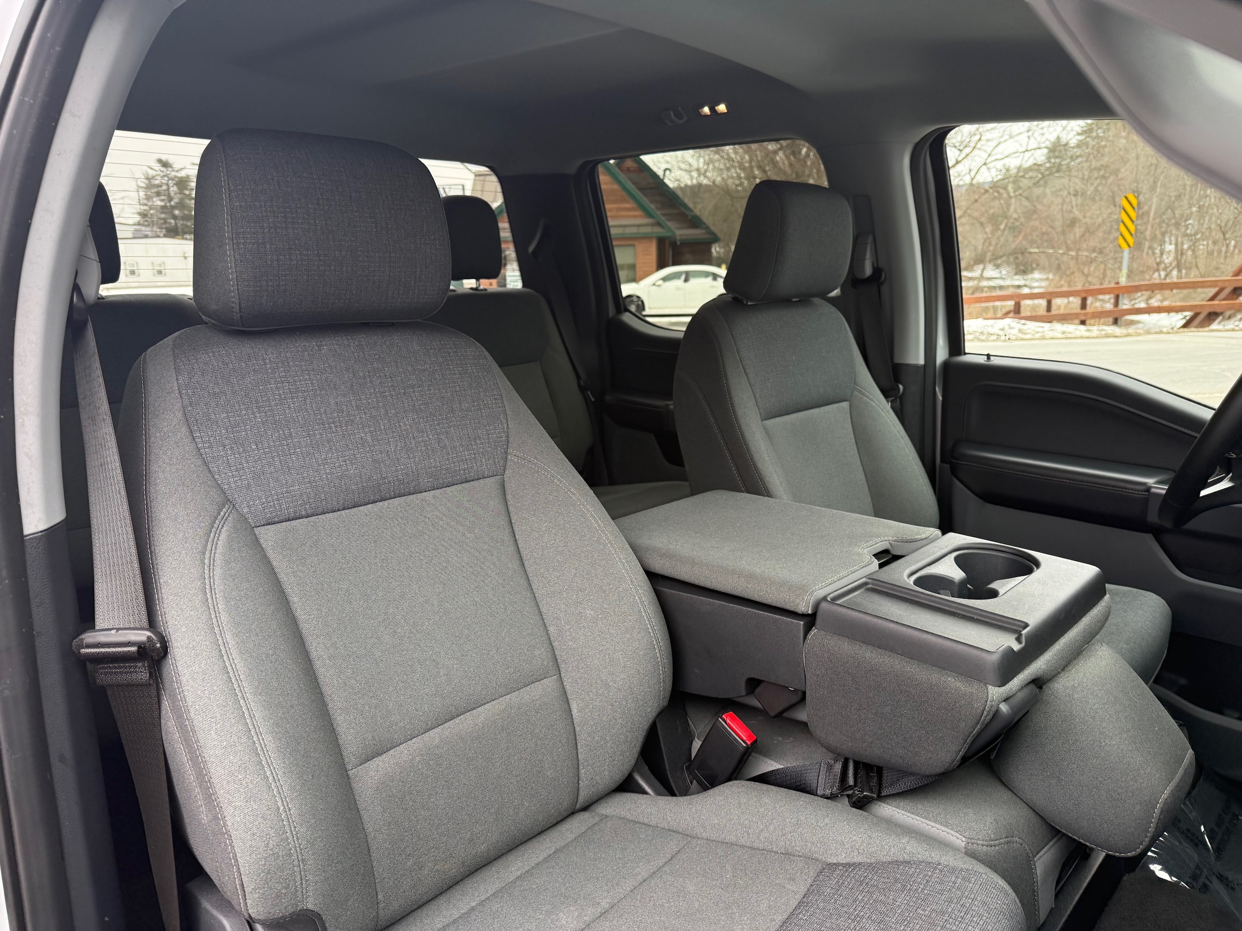 2025 Ford F-150 XLT - Photo 11