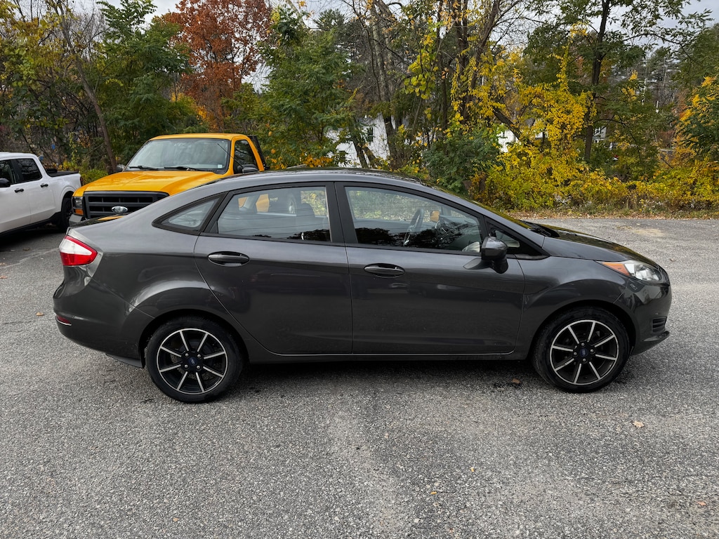 Used 2018 Ford Fiesta SE Sedan