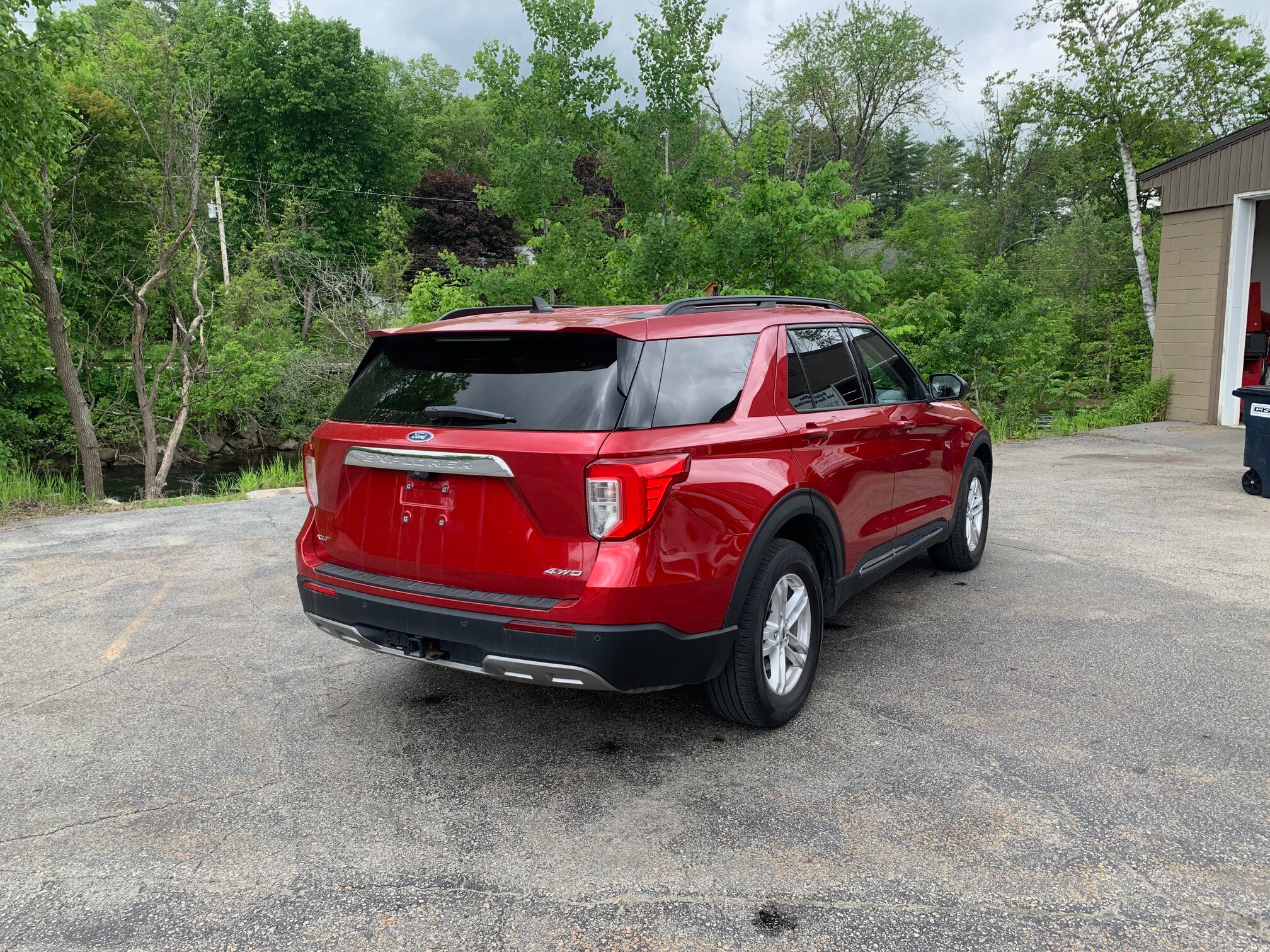 2022 Ford Explorer XLT photo 2