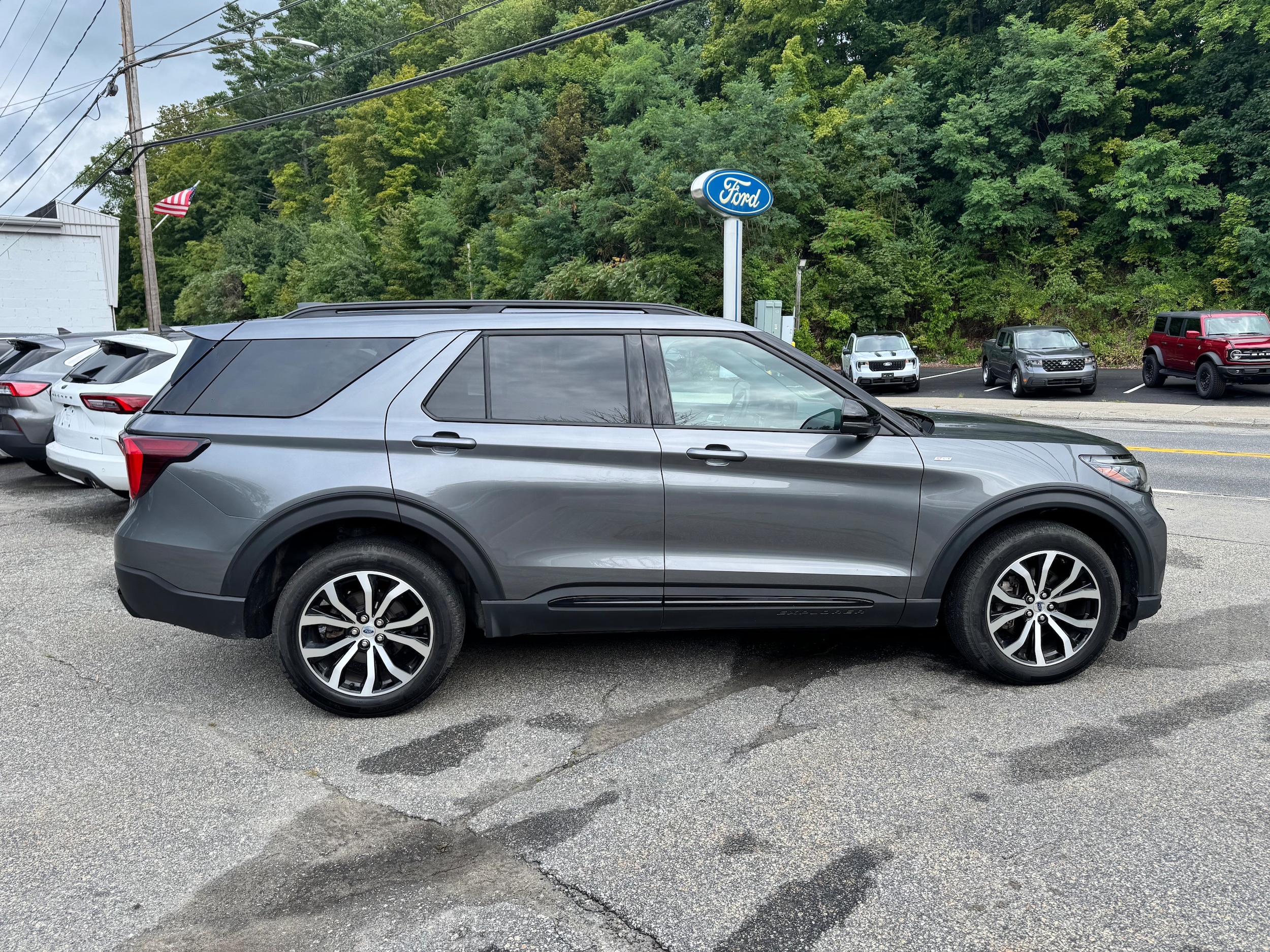 2025 Ford Explorer