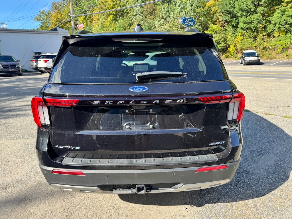 Used 2025 Ford Explorer Active SUV