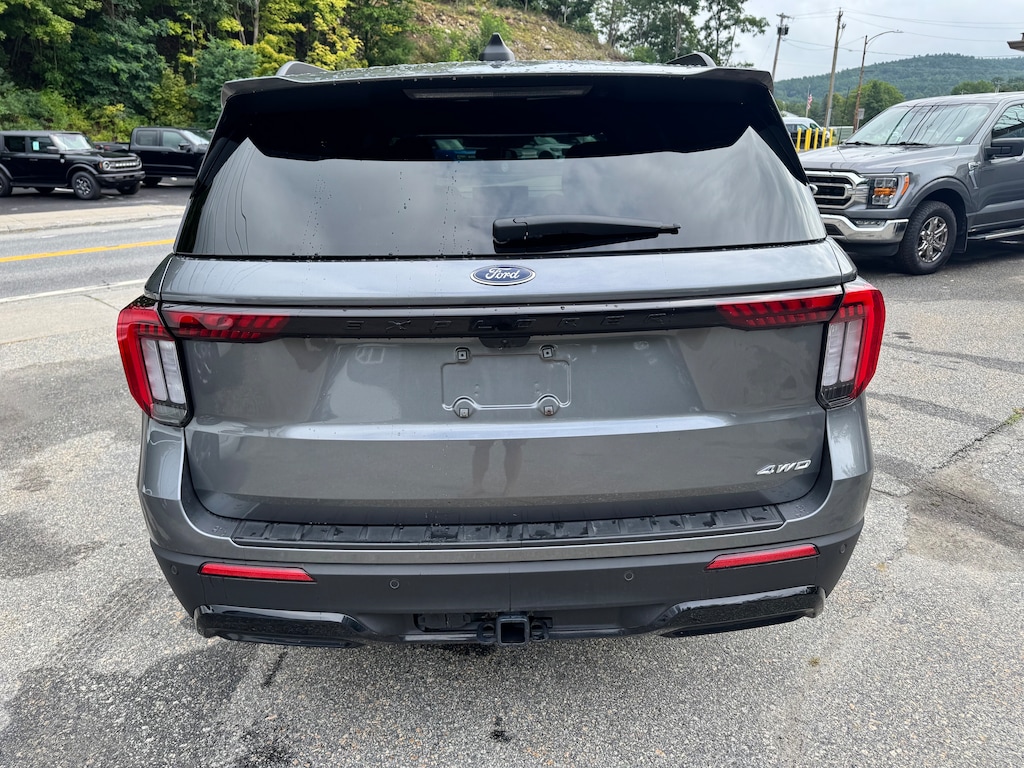 Used 2025 Ford Explorer ST-Line SUV