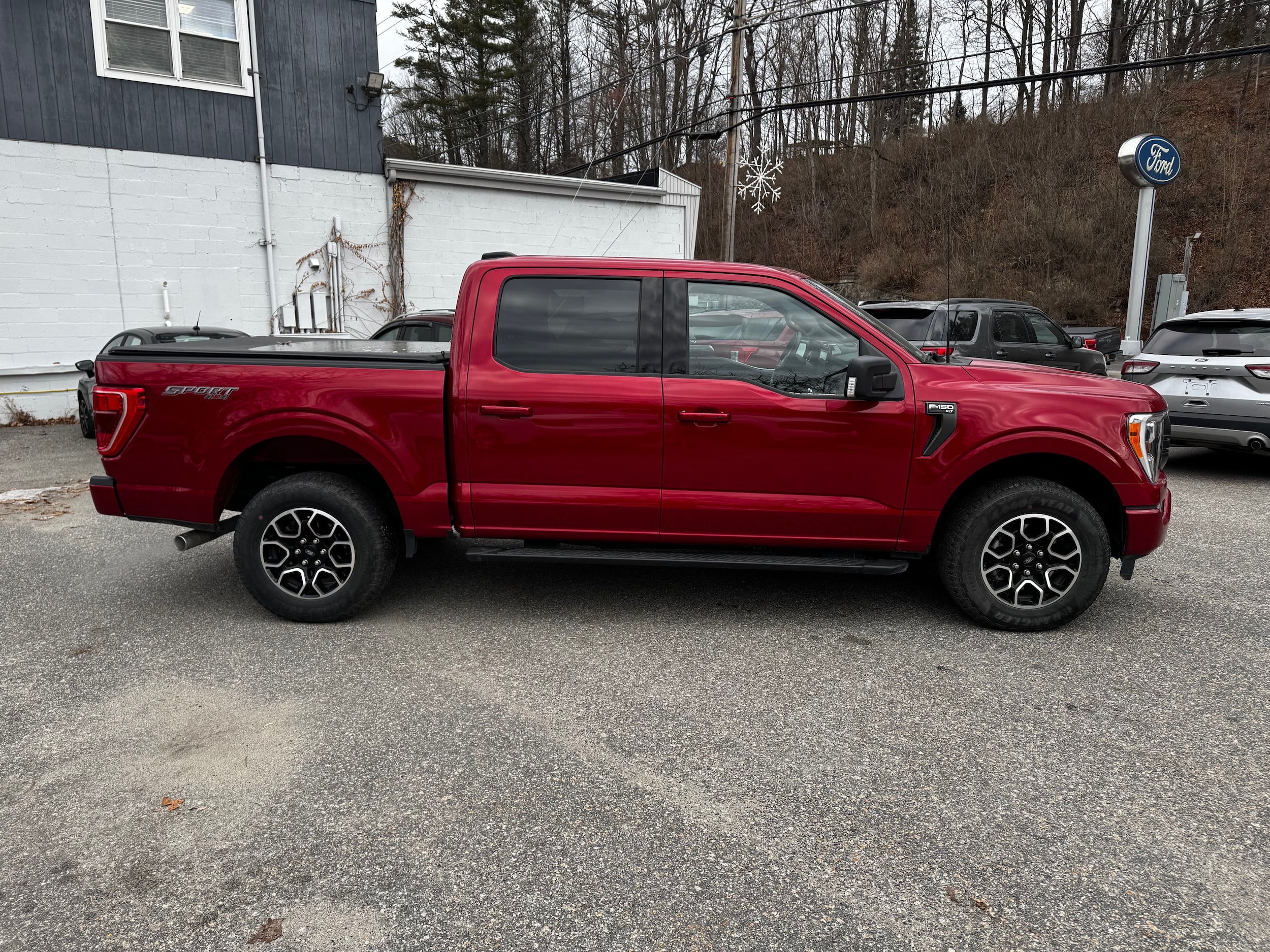 2022 Ford F-150 XLT's photo