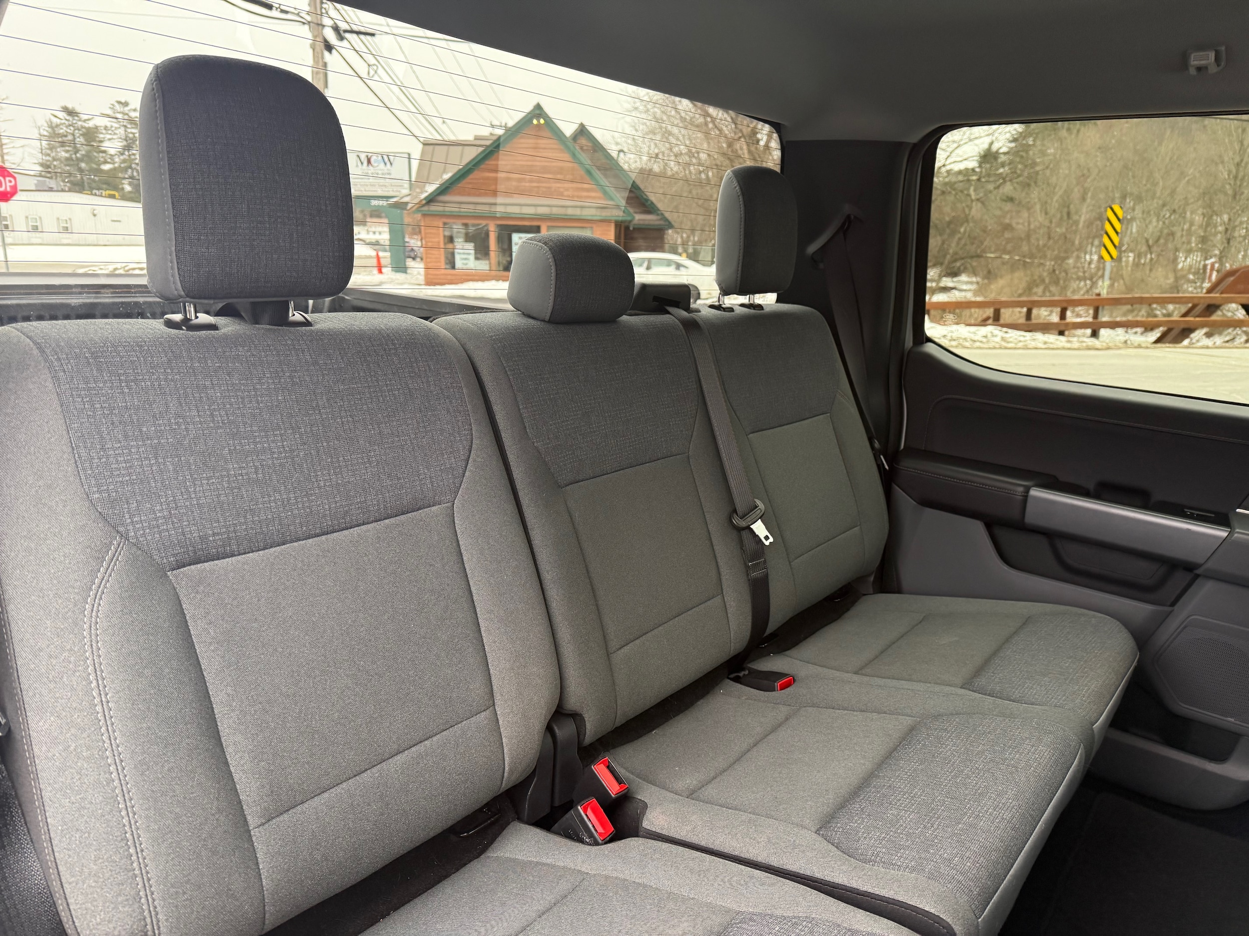 2025 Ford F-150 XLT - Photo 12