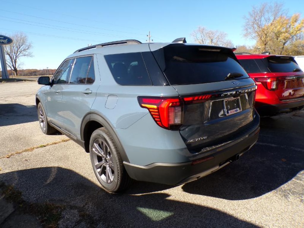 New 2025 Ford Explorer Active SUV