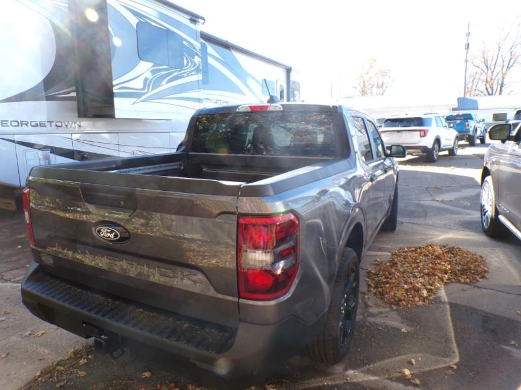 New 2025 Ford Maverick XLT Truck SuperCrew