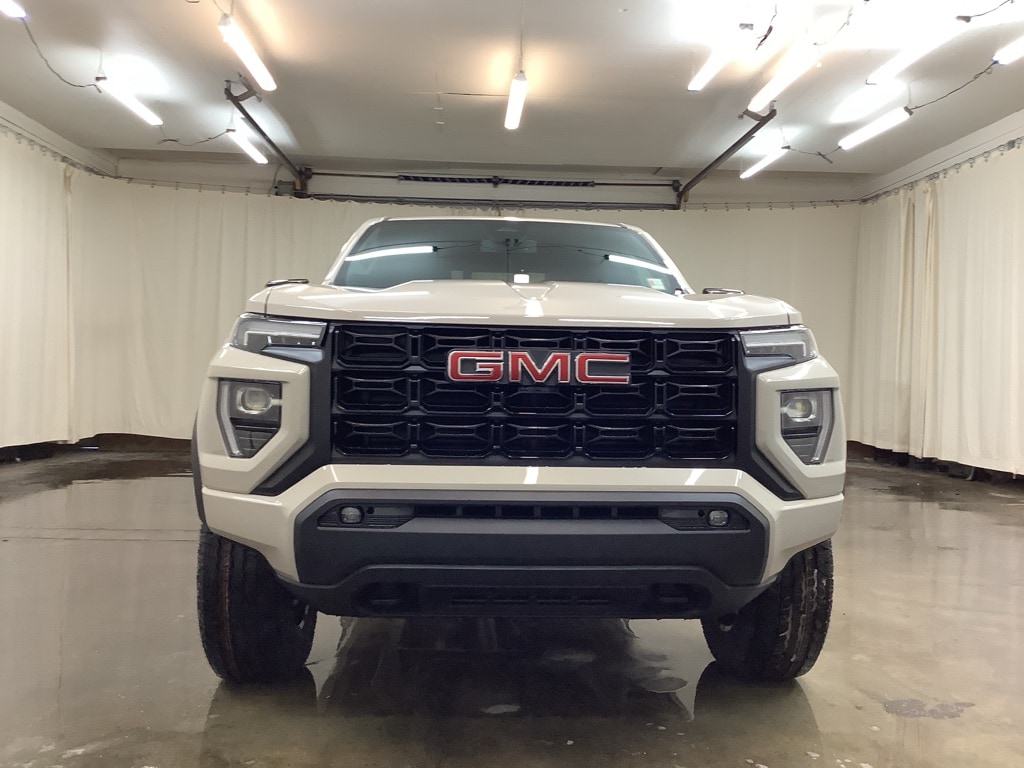 2026 GMC Canyon Elevation - Photo 11