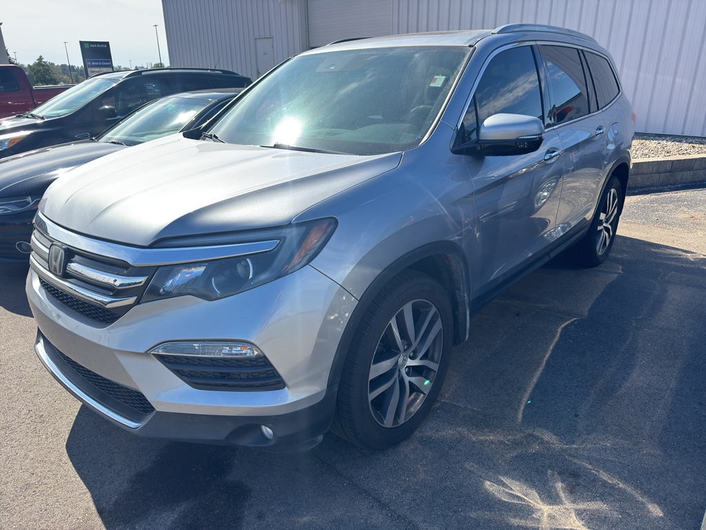 Used 2016 Honda Pilot Touring