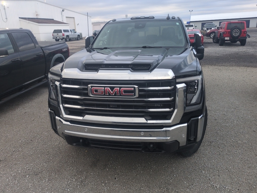 Used 2024 GMC Sierra 2500 HD SLT Truck