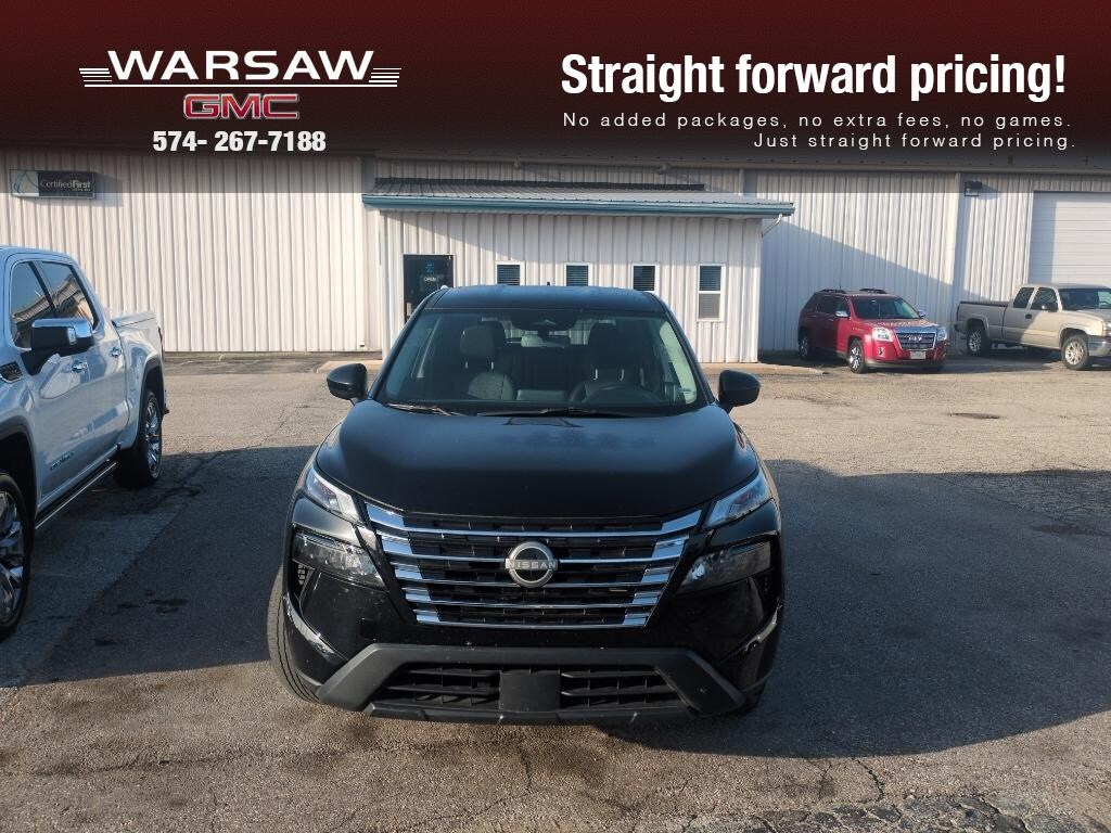 Used 2025 Nissan Rogue SV
