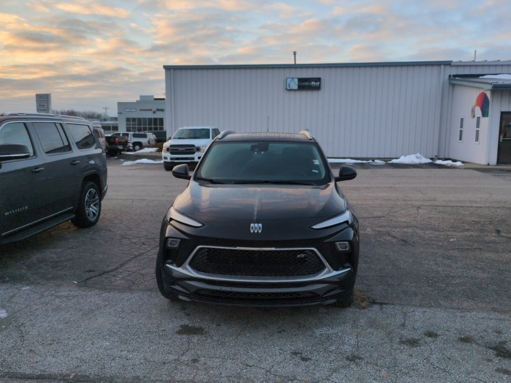 Used 2024 Buick Encore GX Sport Touring SUV