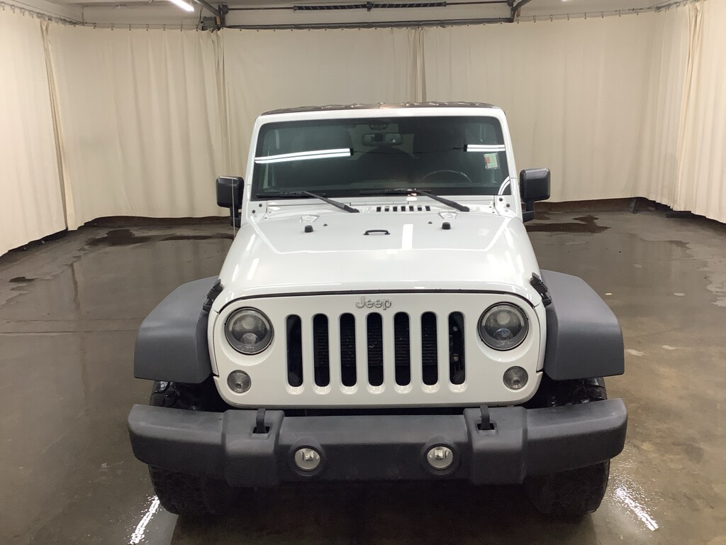 2018 Jeep Wrangler Unlimited Sport S photo 2