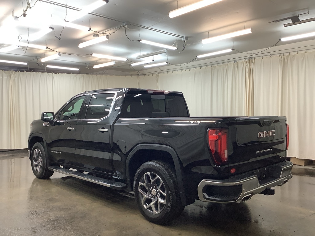 2026 GMC Sierra 1500 SLT - Photo 9