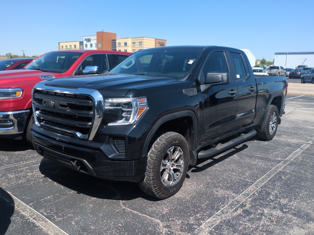 2019 GMC Sierra Base 4x4 Double Cab Standard Box's photo