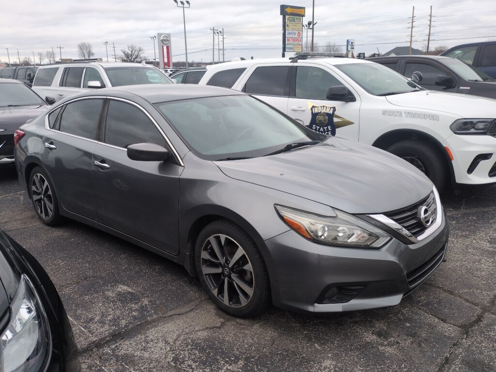 Used 2016 Nissan Altima 2.5 SR