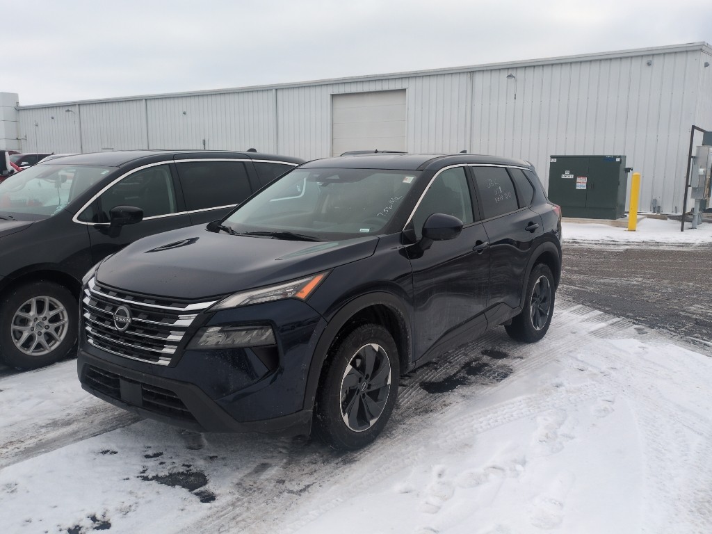 2024 Nissan Rogue SV's photo