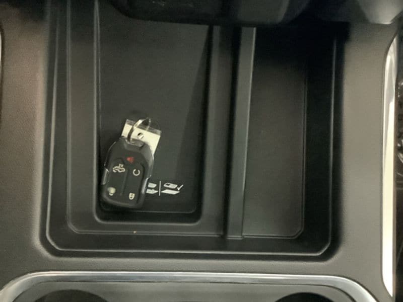 2022 GMC Sierra 3500HD Denali - Photo 18