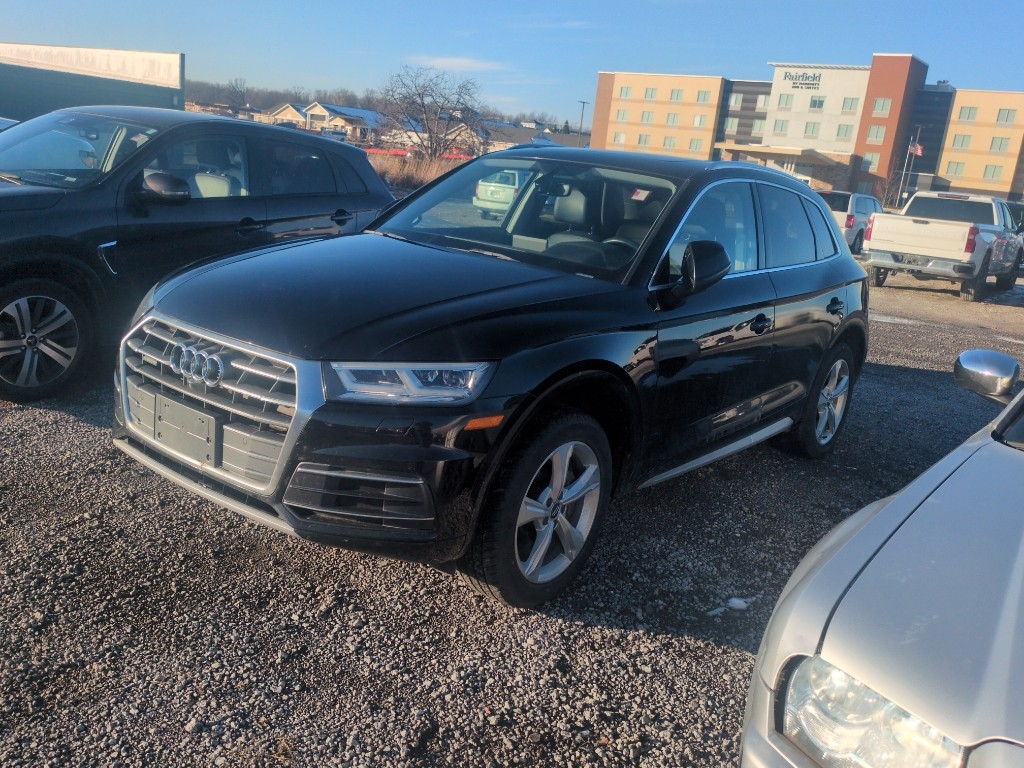 2018 Audi Q5 45 Premium Plus's photo