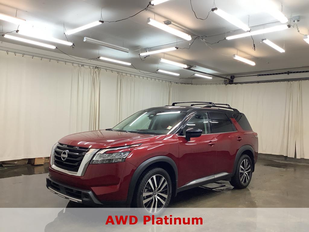 2023 Nissan Pathfinder Platinum 4WD's photo