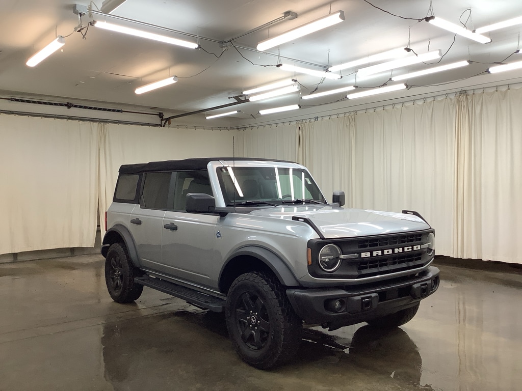 Used 2023 Ford Bronco Base