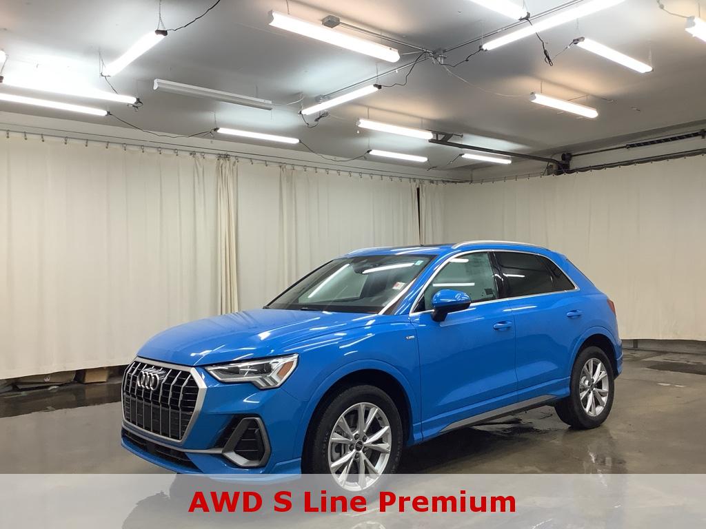 2023 Audi Q3 S Line Premium's photo