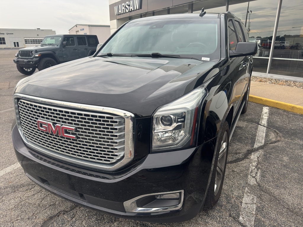 2016 GMC Yukon 4WD Denali's photo