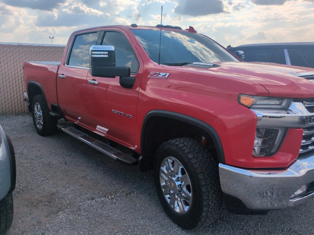 2022 Chevrolet Silverado 2500HD LTZ photo 3