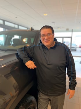Staff member David Pena from ID_e26c63ac3811
