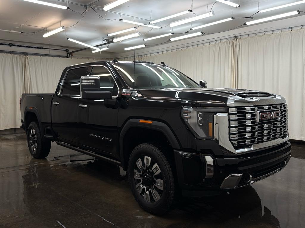 2025 Gmc Sierra 2500 HD Denali photo 3