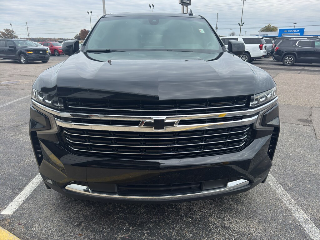 2021 Chevrolet Tahoe LT photo 2