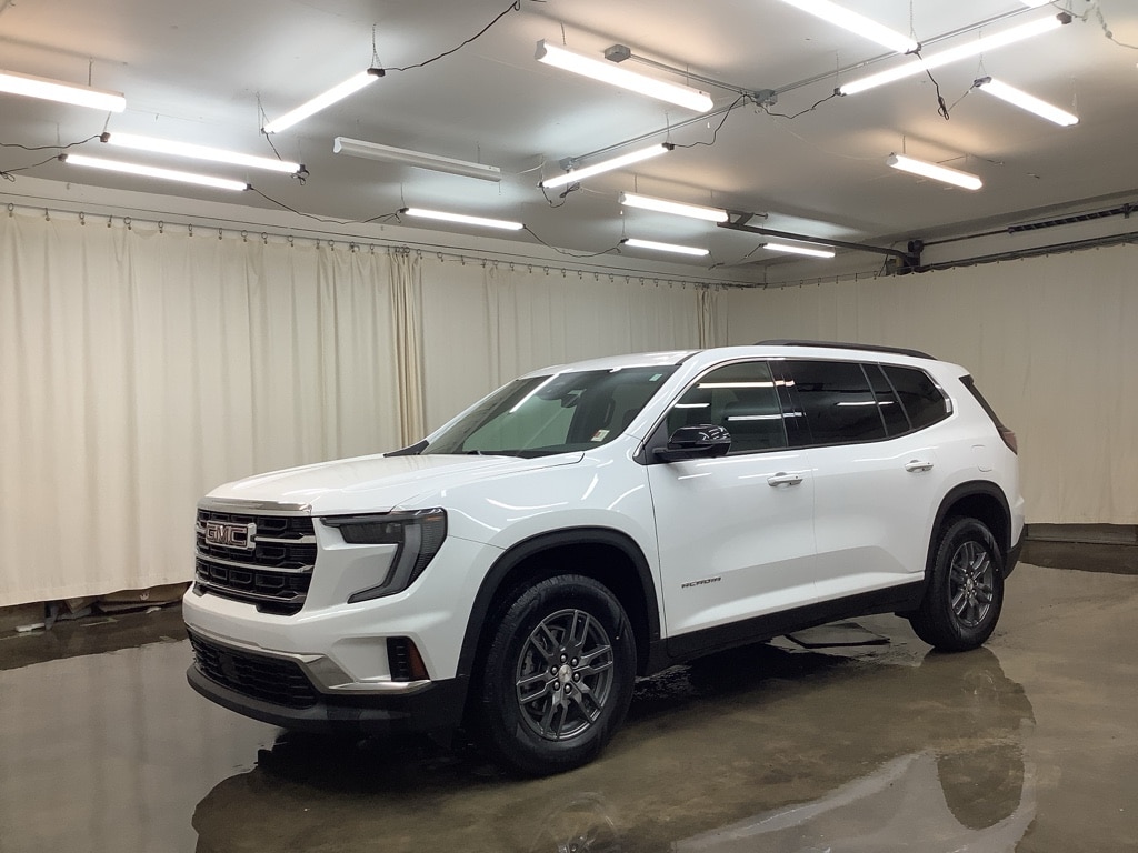 2025 GMC Acadia Elevation's photo
