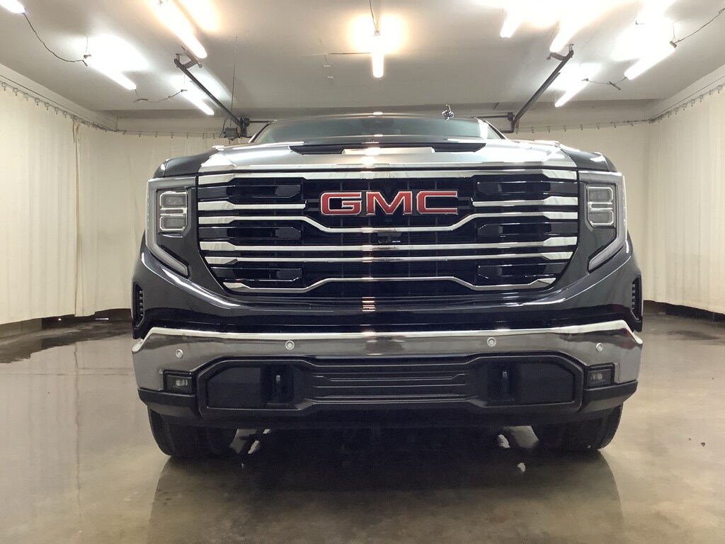 2026 GMC Sierra 1500 SLT - Photo 11