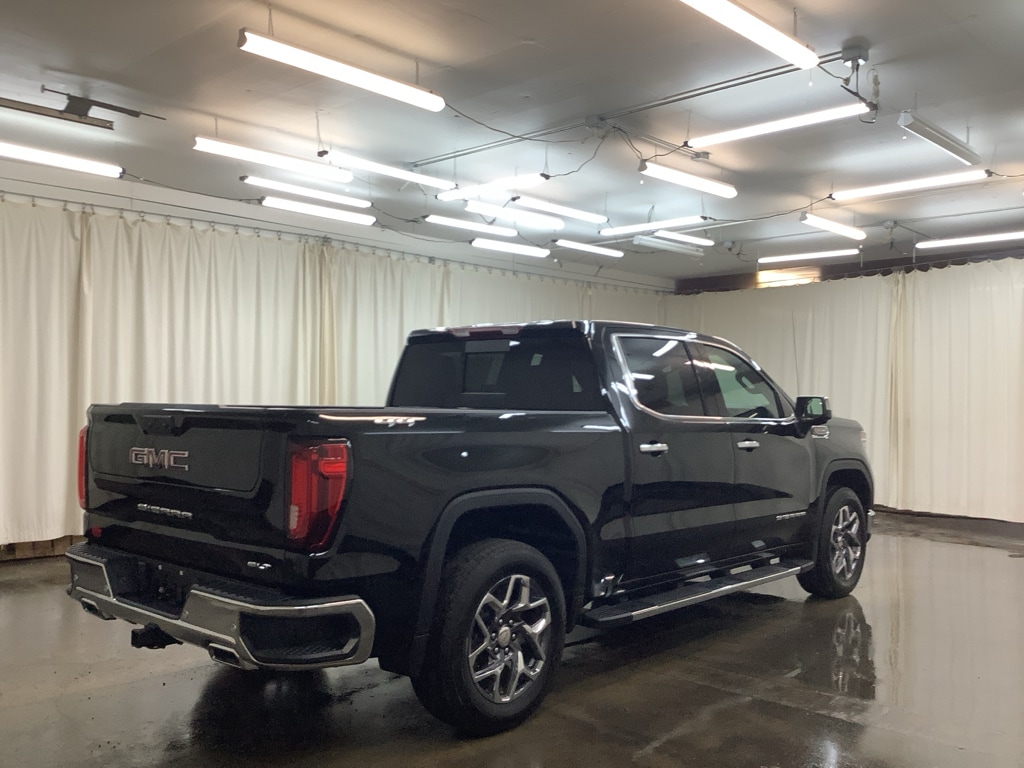 2026 GMC Sierra 1500 SLT - Photo 6