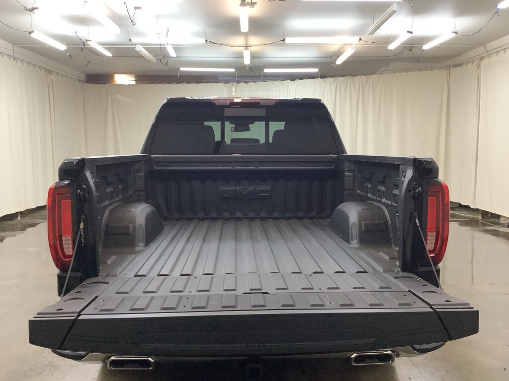 2026 GMC Sierra 1500 SLT - Photo 8