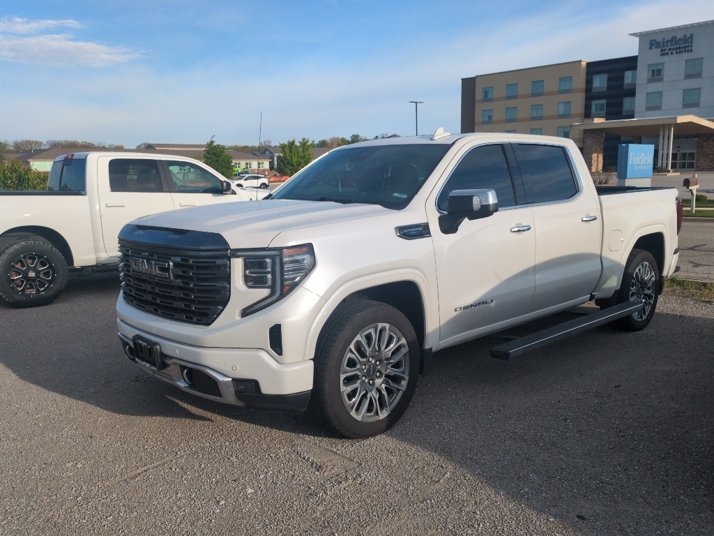 2024 GMC Sierra 4WD Crew Cab Short Box Denali Ultimate's photo