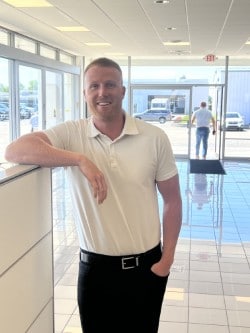 Staff member Dan Kitch from ID_e26c63ac3811