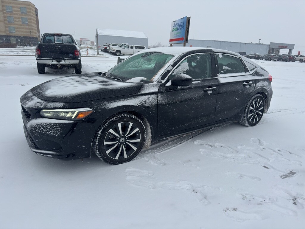 Used 2024 Honda Civic Hatchback EX-L