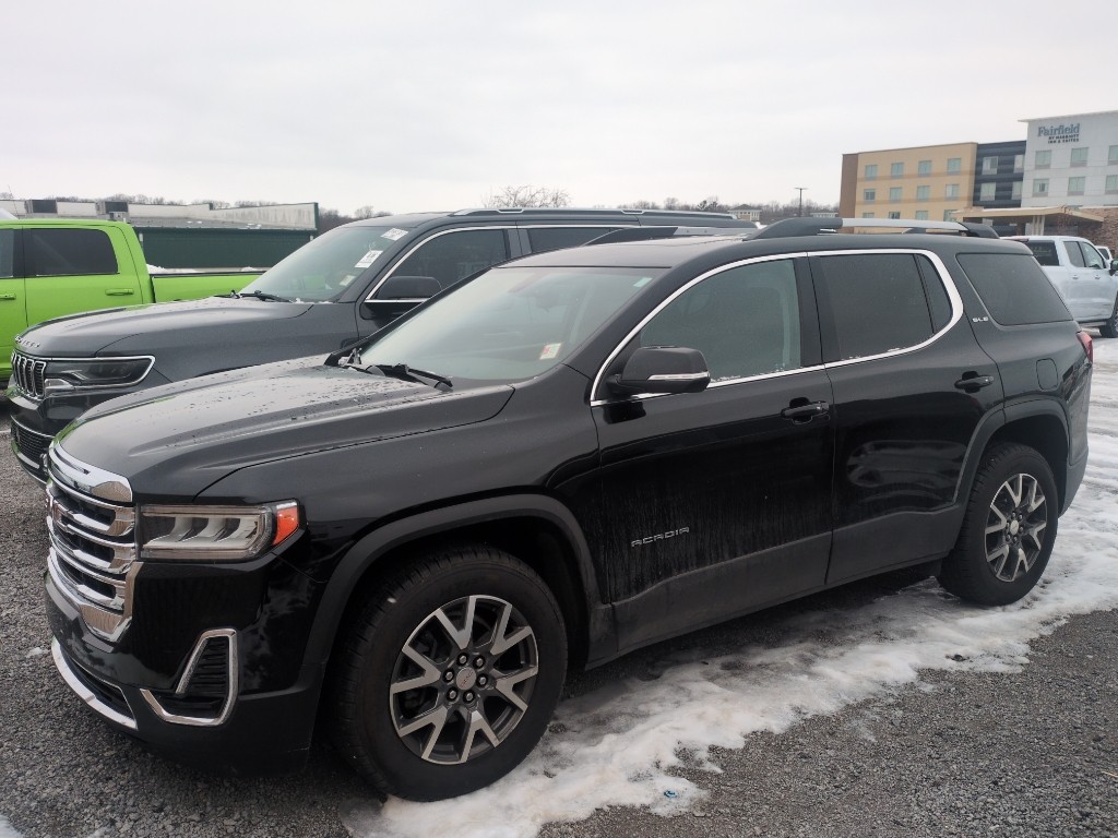 2020 GMC Acadia SLE's photo