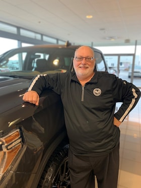 Staff member Ray Driver from ID_e26c63ac3811