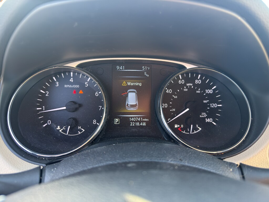 Used 2016 Nissan Rogue SV